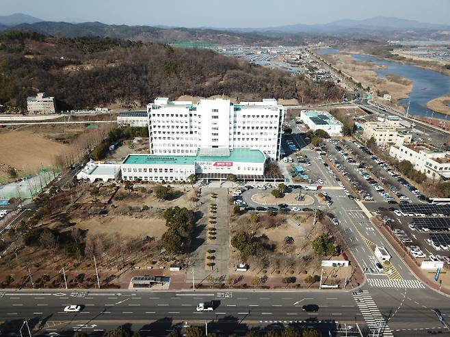 경남도청 서부청사. 경남도청 제공