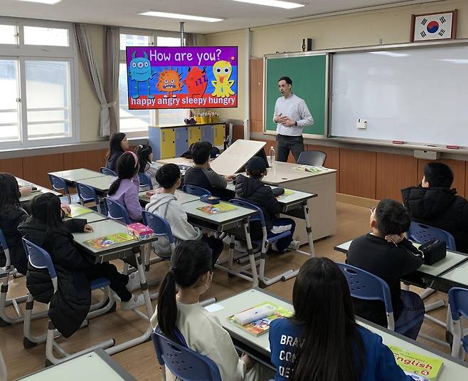 원도심 학교 원어민 교사 수업 지원 [제주도교육청 제공. 재판매 및 DB 금지]