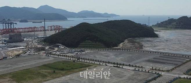 부산 신항 서컨 배후단지 화물차휴게소 대상지 전경. ⓒ부산항만공사