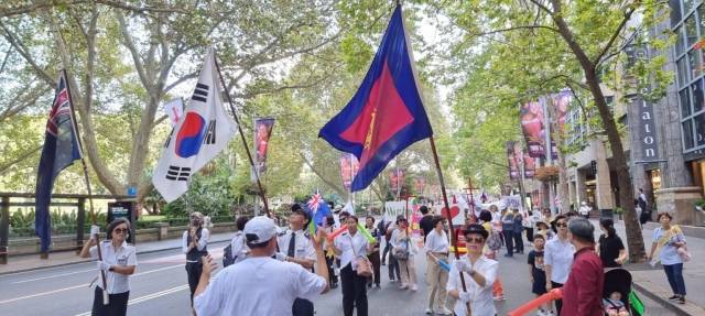 거리 행진 모습. 세계성시화운동본부 제공
