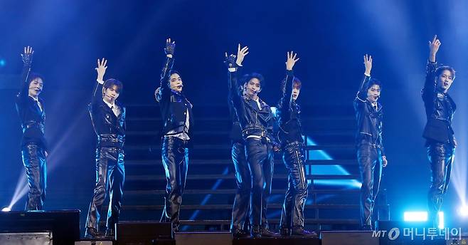 그룹 루네이트가 지난해 12월 필리핀 아레나에서 열린 '2023 아시아 아티스트 어워즈 인 필리핀'(2023 Asia Artist Awards IN THE PHILIPPINES, 이하 '2023 AAA')에 참가했다 /사진=김창현