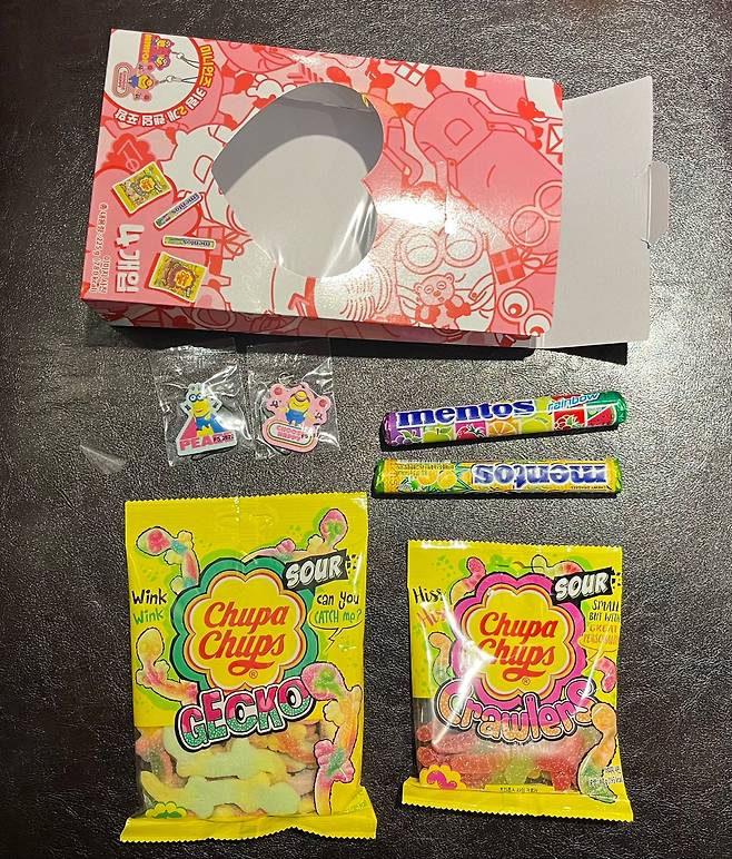 화이트데이 선물 세트를 해체한 모습. 주소현 기자