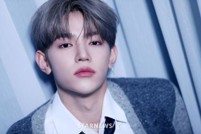 '비현실적인 꽃미남' 제로베이스원 장하오[★화보]