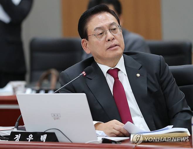 공천 취소된 정우택 국회의원 [연합뉴스 자료사진]