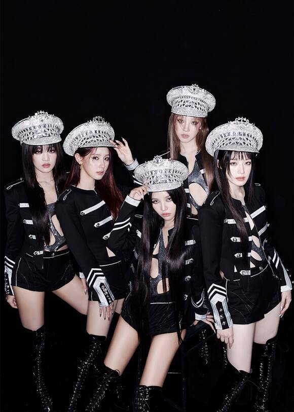 그룹 (여자)아이들의 정규 2집 앨범 '2' 수록곡 '나는 아픈 건 딱 질색이니까'가 역주행을 달성했다. /큐브 엔터테인먼트