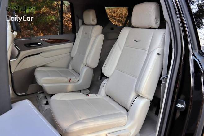 캐딜락, 에스컬레이드 ESV