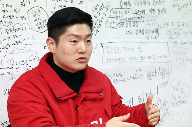 김재섭 국민의힘 서울 도봉갑 예비후보가 15일 오후 서울 도봉구 선거사무소에서 데일리안과 인터뷰를 하고 있다. ⓒ데일리안 홍금표 기자