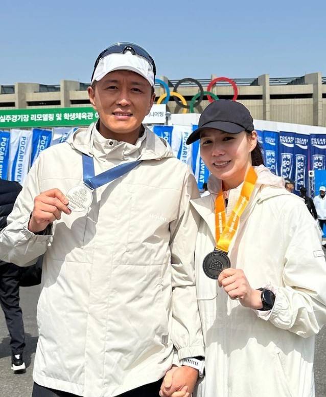 사진=배우 진태현(왼쪽), 박시은/진태현 소셜미디어 캡처