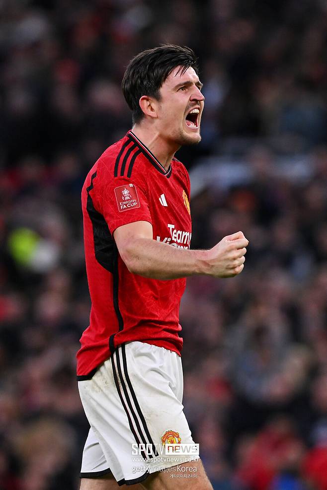 ▲ 맨체스터 유나이티드는 18일(한국시간) 영국 맨체스터 올드 트래포드에서 열린 2023-24시즌 잉글랜드 FA컵 8강전에서 연장전에 터진 아마두 디알로의 결승골에 힘입어 리버풀을 4-3으로 꺾고 4강에 올랐다.