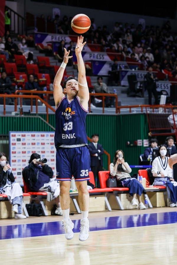 이승현은 전성기 시절의 퍼포먼스를 회복했다. 사진=KBL 제공