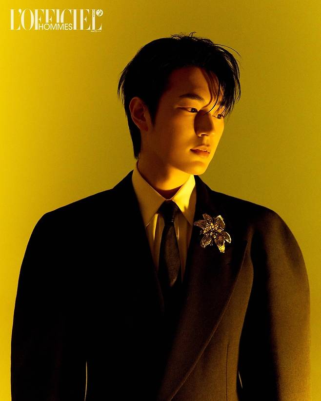 박서함. 로피시엘 옴므 YK 에디션