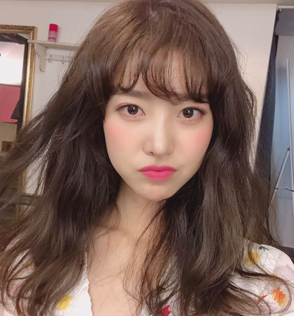 진세연 SNS /&nbsp;롱 레이어드 s 컬 펌