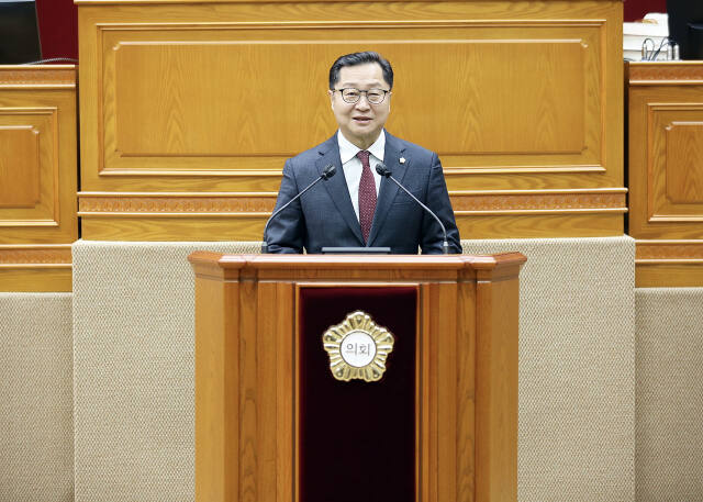 김정중 의원이 시의회 임시회 5분 자유발언을 하고 있다. 안양시의회 제공