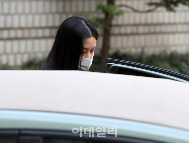 [포토] 법원 떠나는 조민