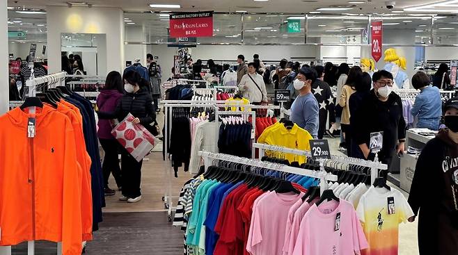 뉴코아팩토리아울렛 천호점 내부 모습./ 이랜드리테일 제공