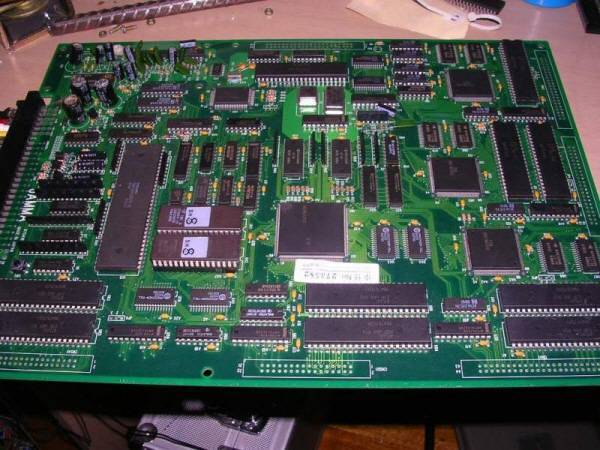 가격이 엄청 오른 ESP 기판. 탄막 슈팅류 게임 기판들이 대부분 가격이 급격히 올랐다..