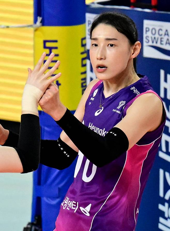 흥국생명 삼각편대 화력이 PO 2차전에서 급격히 식었다. 3차전 변수로 떠올랐다. 사진=KOVO