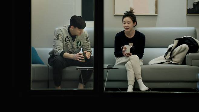 A scene from season two of "We Got Divorced," starring Ellison Kim (left) and Ji Yeon-soo (TV Chosun)