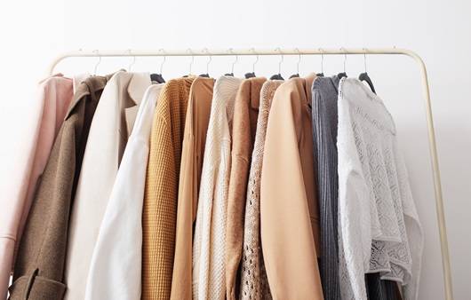 겨울철 입은 옷을 보관할 때는 곰팡이와 좀벌레를 주의해야 한다|출처: 게티이미지뱅크