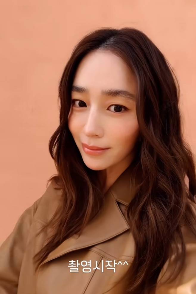 '둘째맘' 이민정, 출산 세 달 만에 미모 컴백.."소프트 웨이브 펌" 여신 분위기 완성 | 뷰티는 내운명
