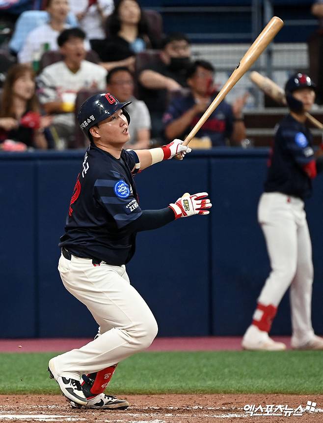 롯데 자이언츠 포수 정보근 지난해 55경기에서 타율 0.333 27안타 13타점 OPS 0.902로 발전된 공격력을 보여줬다. 사진 엑스포츠뉴스 DB