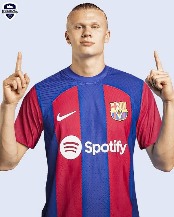 맨체스터 시티의 공격수 엘링 홀란드. 당초 레알 마드리드가 적극적인 관심을 보이면서 이적이 임박했다는 분위기가 감지됐지만, 지난달 에이전트가 바르셀로나의 레전드이자 디렉터 데쿠를 만나면서 새로운 국면을 맞는 것이 아니냐는 전망이다. 사진┃barlebofc