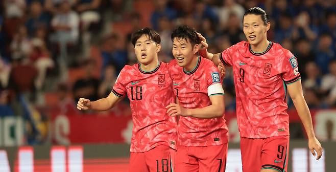 ▲ "이것이 현재 팀 분위기"라는 김진수. ⓒ연합뉴스