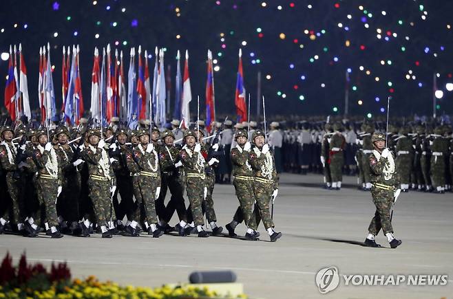 미얀마 '국군의날' 열병식 [EPA 연합뉴스 자료사진. 재판매 및 DB 금지]