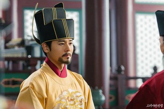최근 종영한 KBS 드라마 ‘고려거란전쟁’에 나온 현종의 모습. [사진 KBS 캡처]