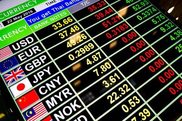 해외여행 꿀팁 총정리 / 온라인 커뮤니티