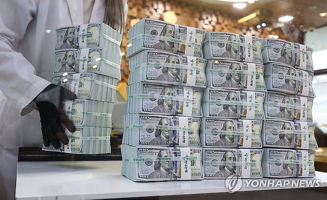 달러 [연합뉴스 자료사진]