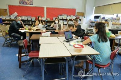 코로나19 대유행 기간 미국 뉴욕 공립학교의 모습 [이미지출처=연합뉴스]