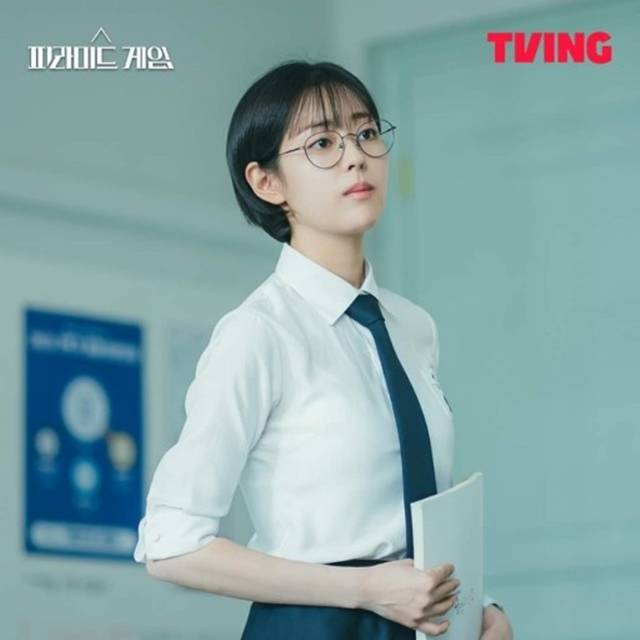 배우 신슬기가 티빙 오리지널 시리즈 '피라미드 게임'에서 서도아로 분해 열연을 펼쳤다. /티빙