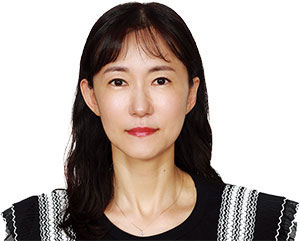 김의향 패션&스타일 칼럼니스트현 케이노트 대표, 전 보그 코리아 패션 디렉터