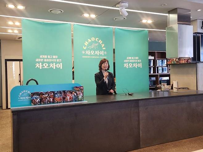 지난 1일 서울시 중구 충무로에 위치한 샘표 본사에서 서동순 샘표 마케팅 총괄 본부장이 중식브랜드 '차오차이'에 대해 설명하고 있다.ⓒ임유정 기자