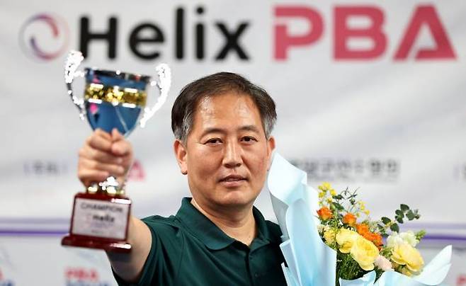 곽준영(55)이 프로당구 PBA 챌린지투어(3부) 정상에 올랐다. PBA