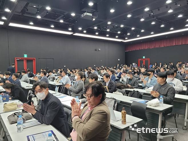 3일 광주시 국립아시아문화전당에서 한국마이크로전자및패키징학회(KMEPS) 2024 정기학술대회가 개최됐다.