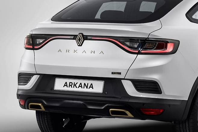 르노코리아자동차 ‘XM3’에서 모델명을 바꾼 르노코리아 ‘뉴 르노 아르카나’<르노코리아>