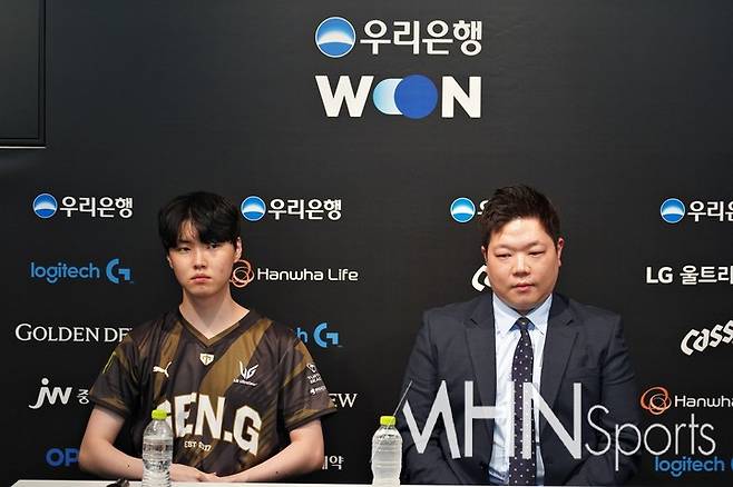쵸비 정지훈-김정수 감독ⓒMHN스포츠DB