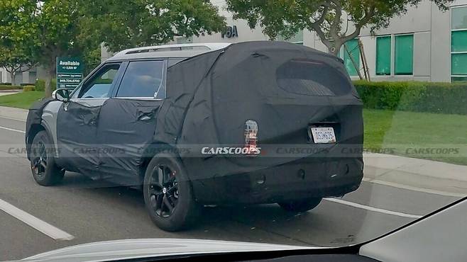 현대차 '팰리세이드 풀체인지' 테스트카 (출처 : Carscoops)