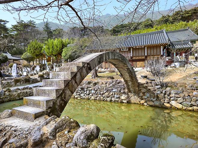 극락암 홍교[사진/백승렬 기자]