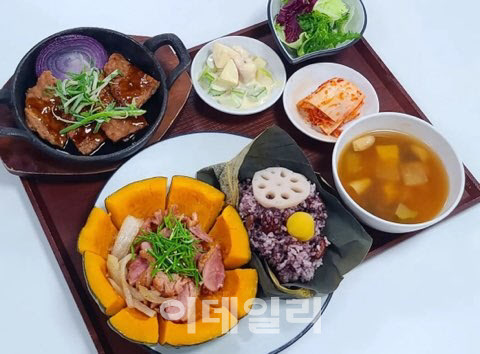 한국투자증권이 수요일 점심식사로 제공한 특식 메뉴들(사진=한국투자증권)