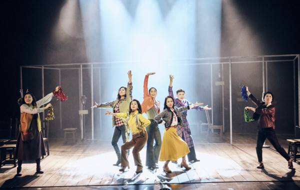 서울시뮤지컬단의 인기 레퍼토리 ‘다시, 봄’의 지난해 공연 장면. 세종문화회관 제공
