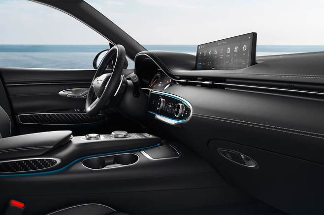 현행 제네시스 GV70 실내