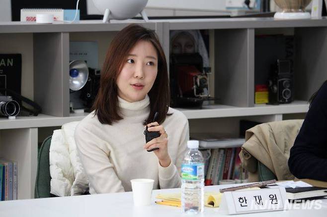 저출생에 있어 정부가 사안을 바라보는 시각을 바꿔야 한다는 의견이 나왔다. 사회 구조적인 문제가 해결되지 않으면, 사람들은 앞으로도 아이를 낳지 않을 것이다. 사진=안겸비 대학알리 기자