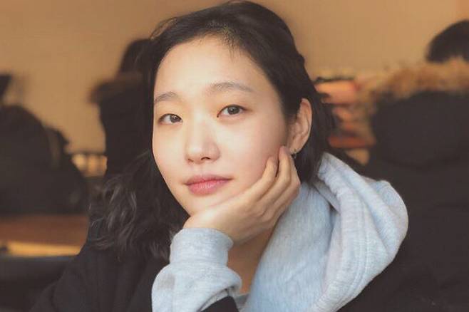 김고은