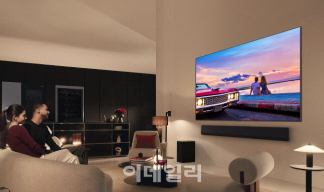 LG전자는 최근 2024년형 LG 올레드 TV와 QNED TV 판매를 시작했다. 사진은 LG 올레드 에보 G4. (사진=LG전자)