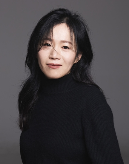 주인영. 배우를품다