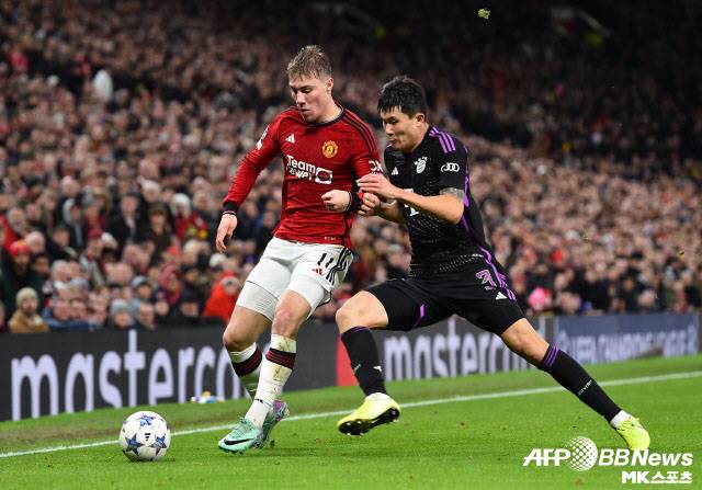 김민재는 올 시즌 UEFA 챔피언스리그 조별리그 6경기 모두 선발 출전했다. 하지만, 16강 1, 2차전은 에릭 다이어에게 주전 자릴 내줬다. 과연 UCL 8강 1차전에서 선발 자리를 다시 되찾을 수 있을까. 사진=AFPBBNews=News1