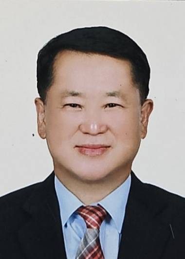 안산시 1호 산업명장에 선정된 문형식 장인. / 사진제공=안산시